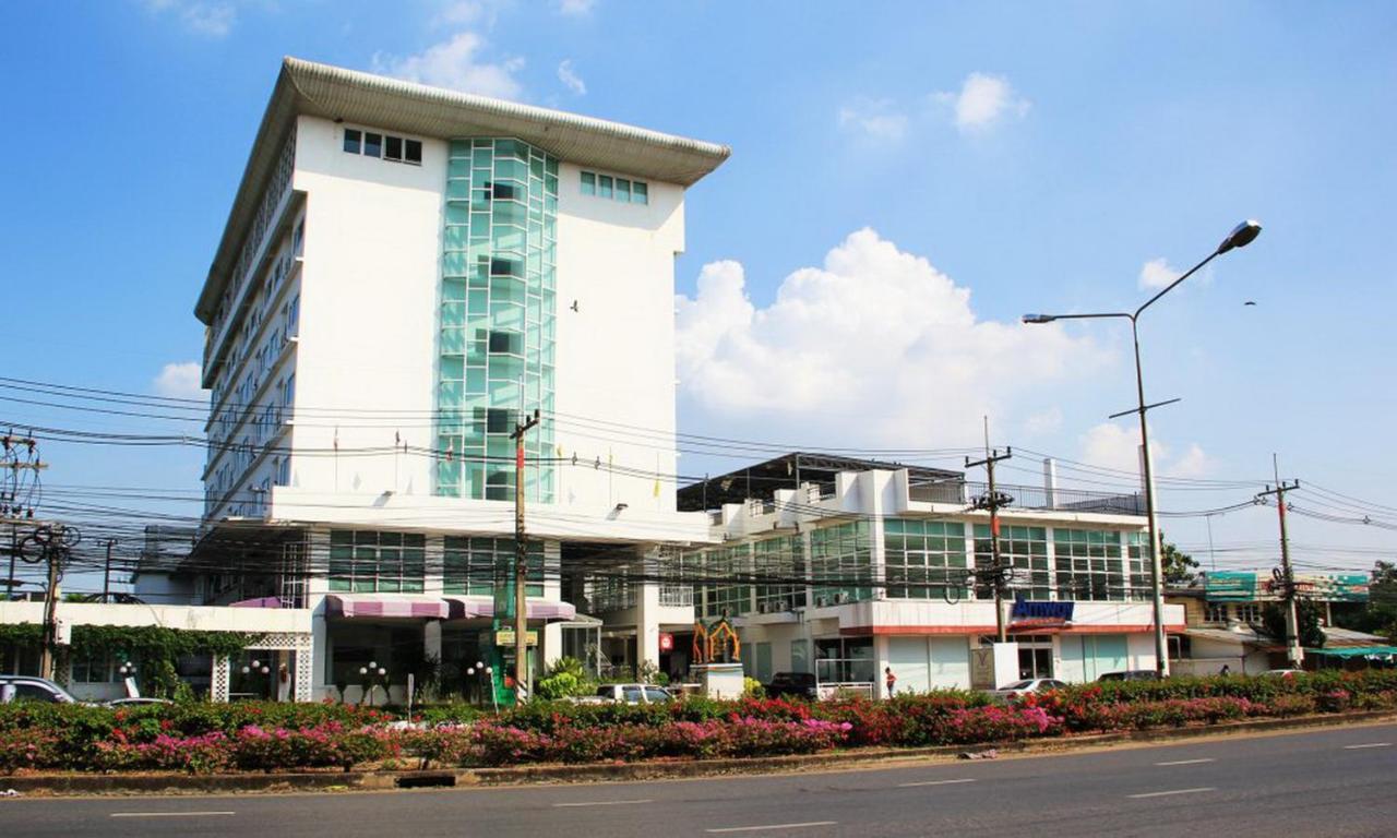 V Verve Service Apartment Hotel شاشوينجساو المظهر الخارجي الصورة