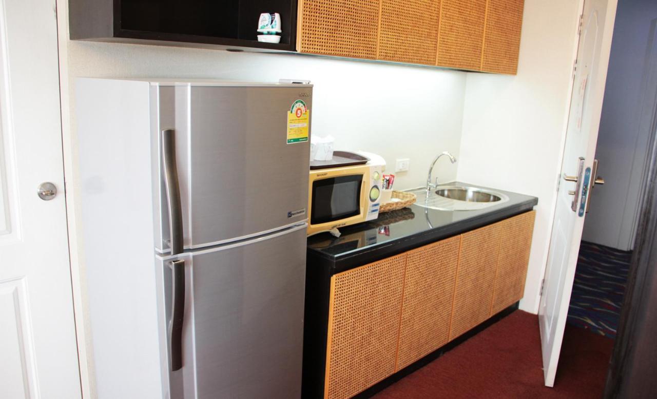 V Verve Service Apartment Hotel شاشوينجساو المظهر الخارجي الصورة