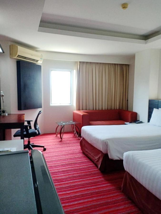 V Verve Service Apartment Hotel شاشوينجساو المظهر الخارجي الصورة