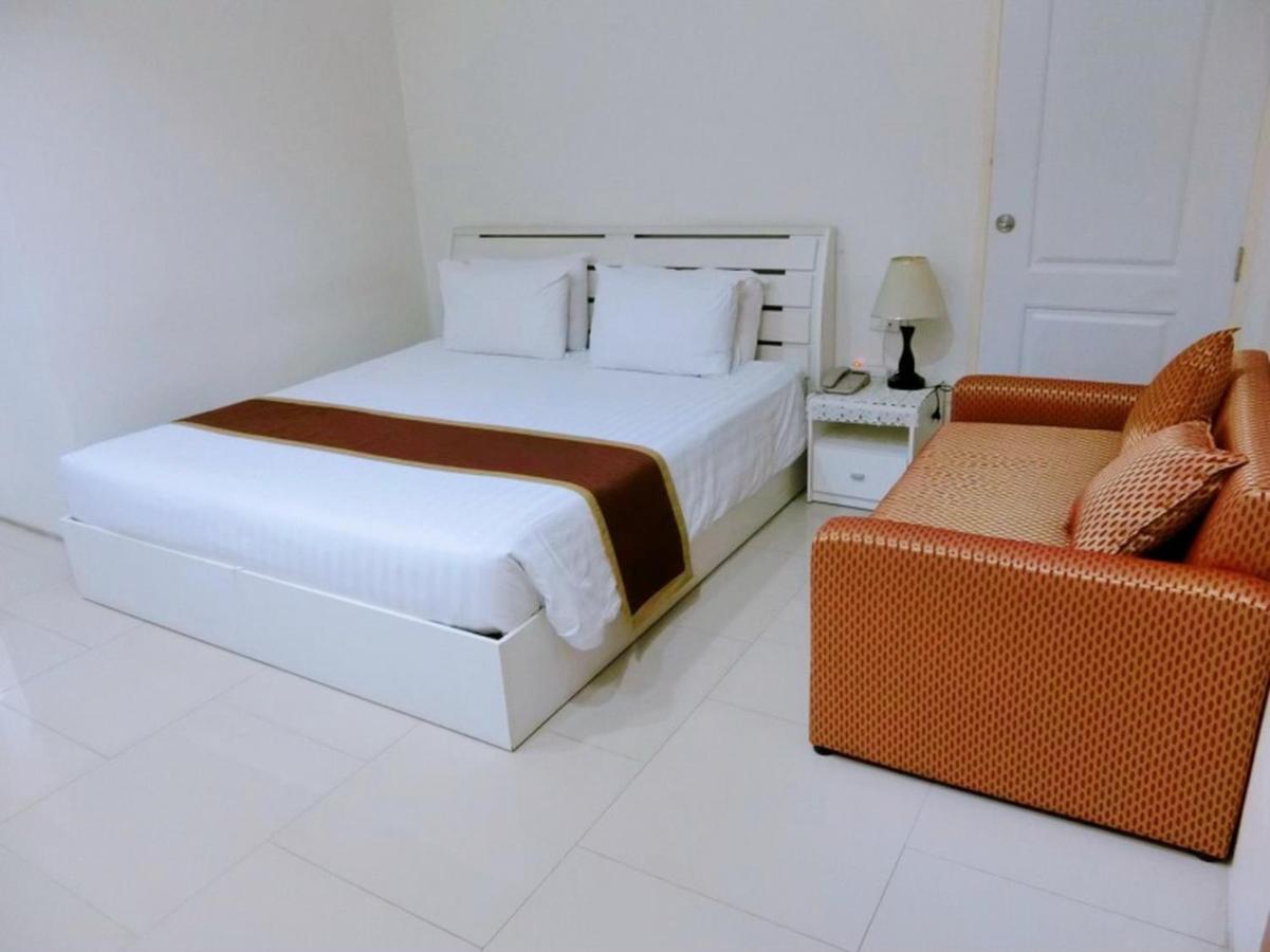 V Verve Service Apartment Hotel شاشوينجساو الغرفة الصورة