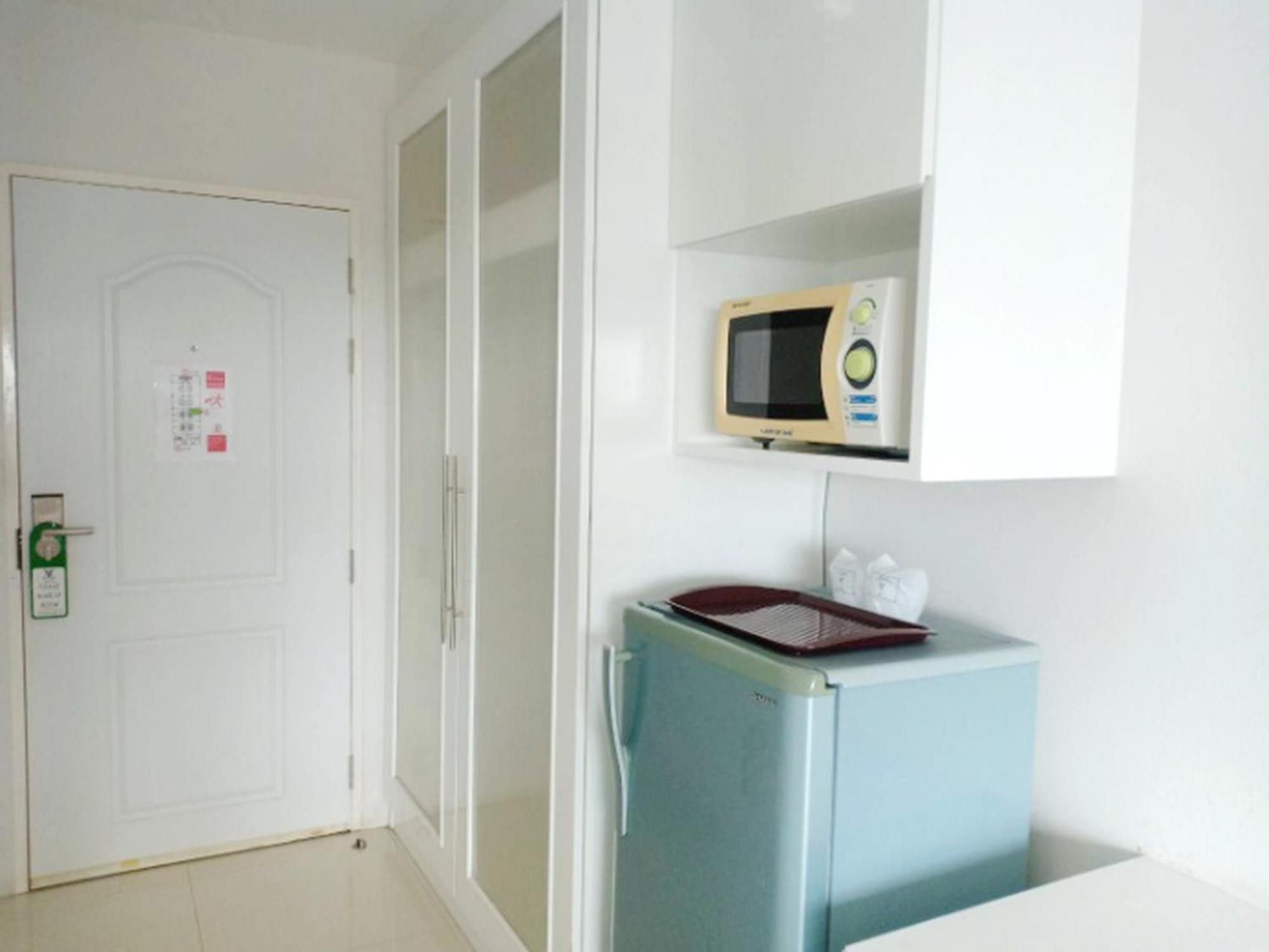 V Verve Service Apartment Hotel شاشوينجساو الغرفة الصورة