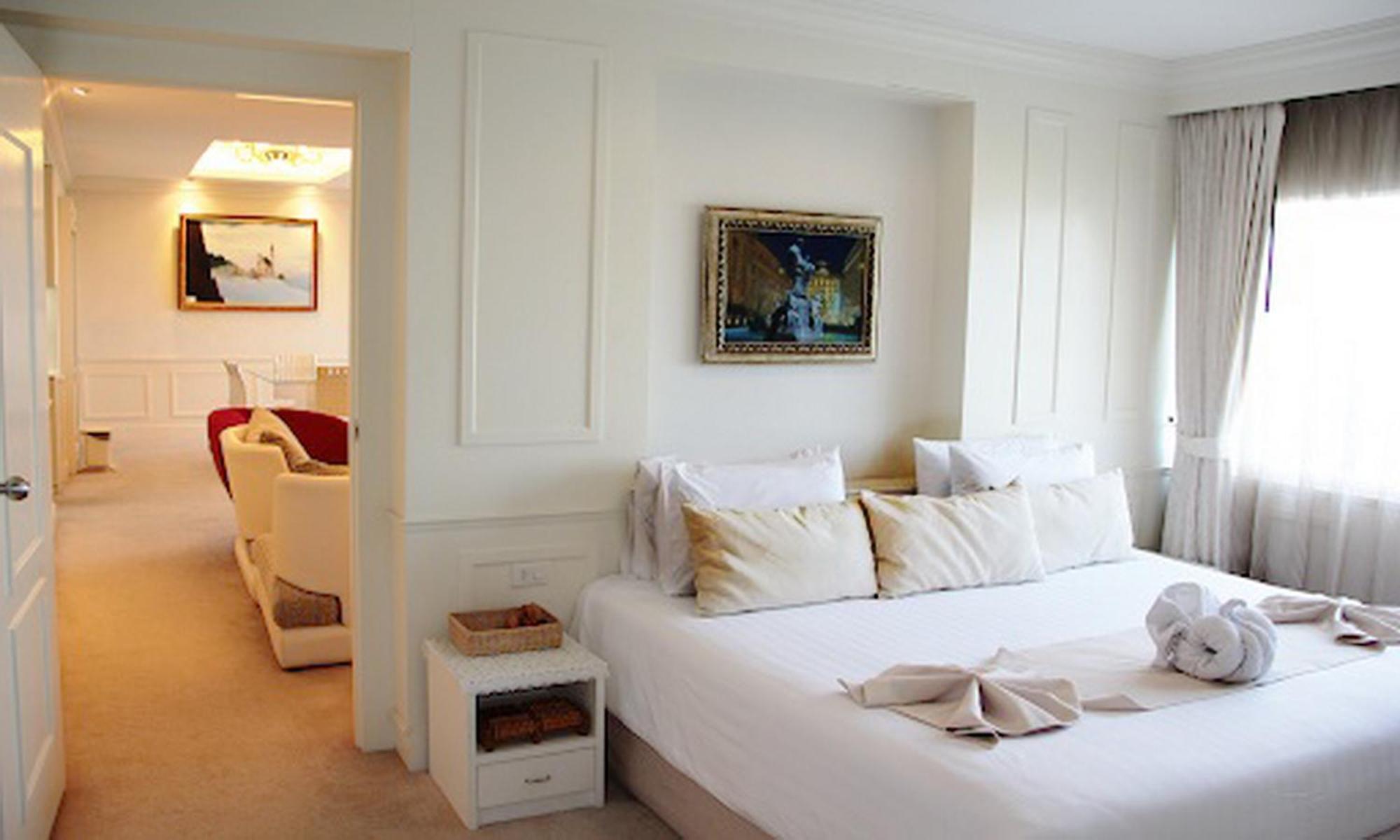 V Verve Service Apartment Hotel شاشوينجساو الغرفة الصورة